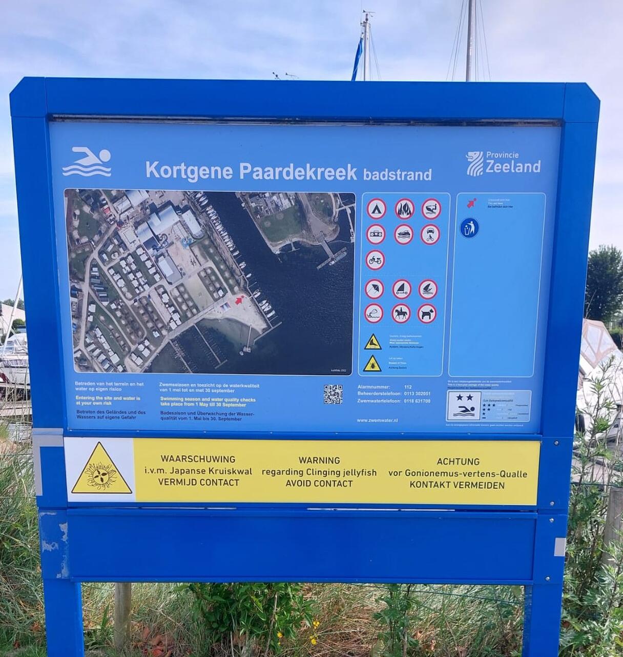 Waarschuwingsbord bij de Paardekreek