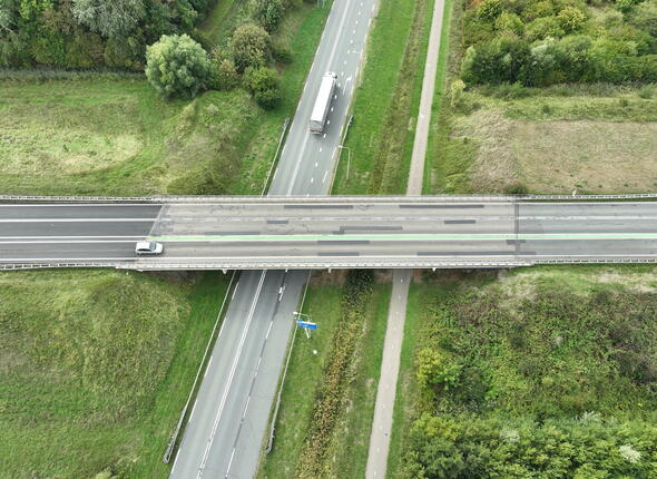 Viaduct over de Frankrijkweg in Nieuwdorp (N254)