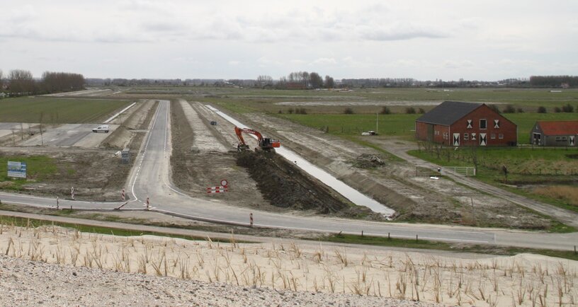 Waterdunen Aanleg Nieuwe Slikkenburgseweg en ringsloot 