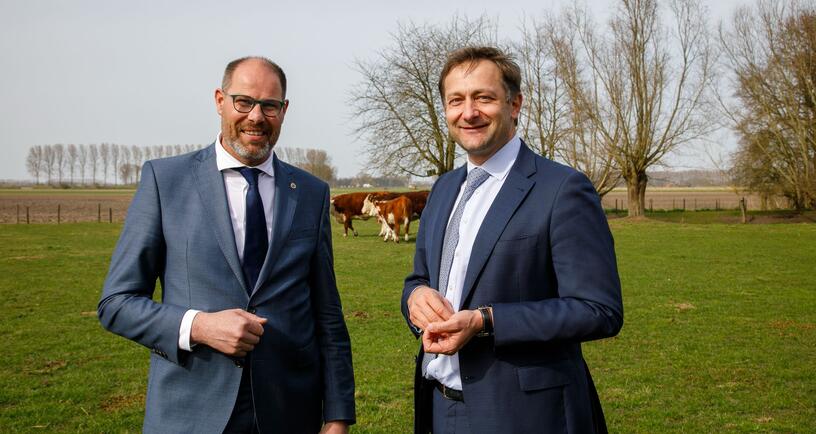 Gedeputeerde Arno Vael en Eurocommissaris Christophe Hansen