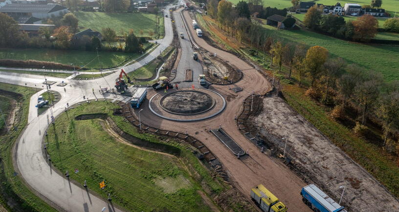 werkzaamheden nieuwe rotonde Molenstraat Kapellebrug