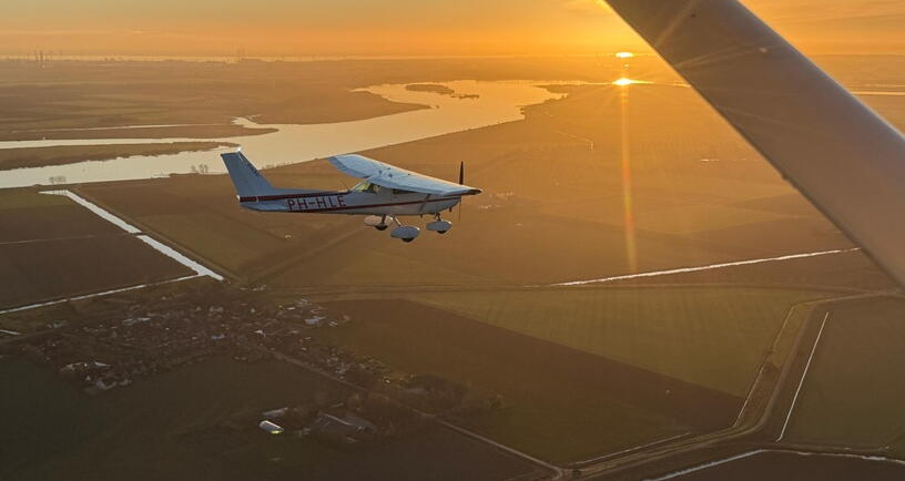 Foto vanuit het vliegtuig tijdens een rondvlucht Veerse Meer.