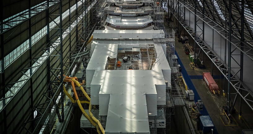 Foto van Locatelli van innovatief schip bij Damen