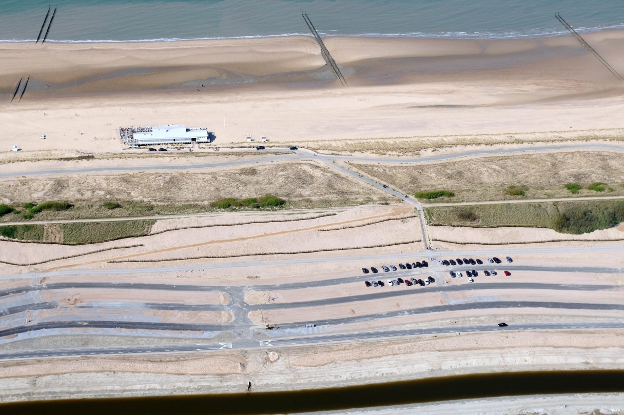 Waterdunen Parkeerterrein Walendijk luchtfoto2