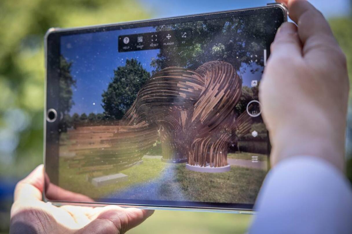 Ipad met zicht op kunst