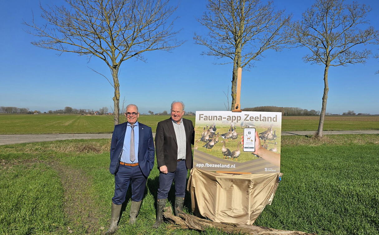 Wilfried Nielen en Herman Marsman lanceren fauna-app