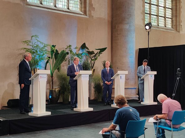 Han Polman, Bernard Wientjes, Raymond Knops en burgemeester Van den Tillaar (Vlissingen)